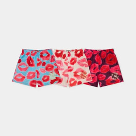 Meike  EE all-over red lip print mesh breathable loose short style-4952  