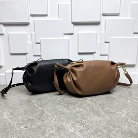 Miu Miu new cowhide pleated horn-shaped bag-5812  